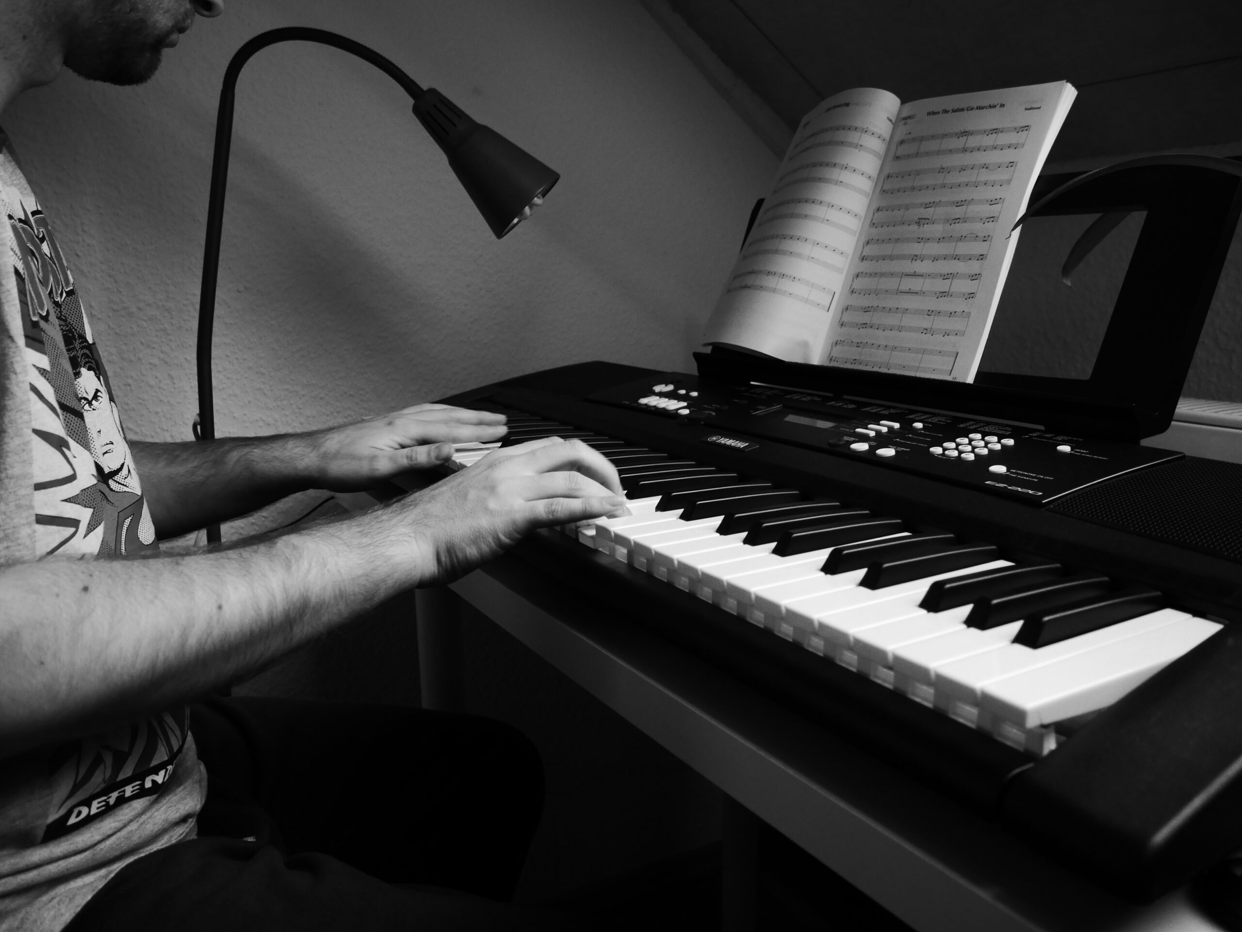 Wie Schwer Ist Klavier Lernen Lernhilfe fürs Klavier | Das sind die TOP 5 Lernhilfen! 100% schnell